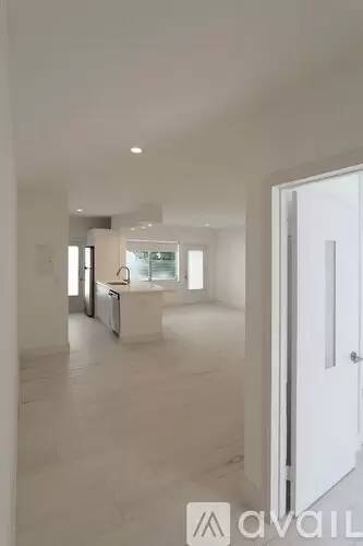 Main picture of 1021 Michigan Ave