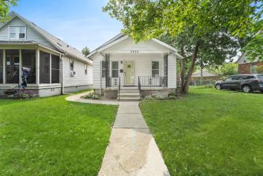 Main picture of 2053 Austin Ave