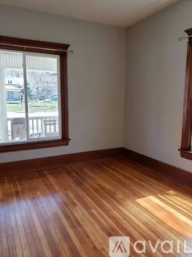Main picture of 333 S 27th St