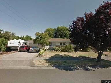 Main picture of 885 W Rose St