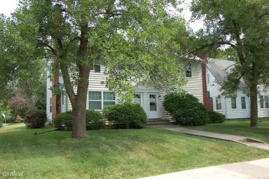 Main picture of 402 Melrose Ct