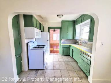 Main picture of 3670 Florida St