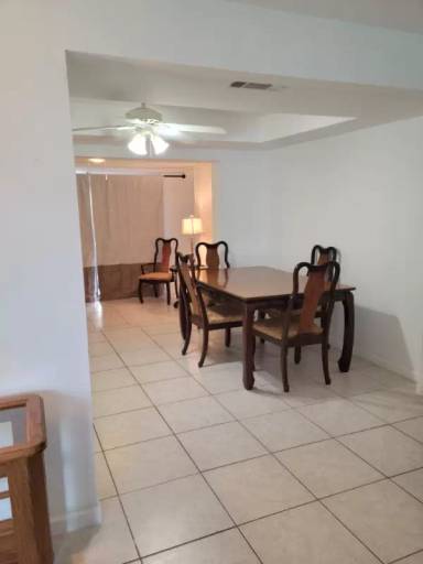 Main picture of 4924 Hawaii Blvd