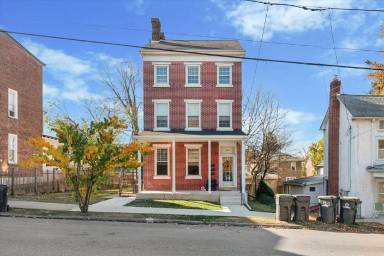 Main picture of 144 Starr St