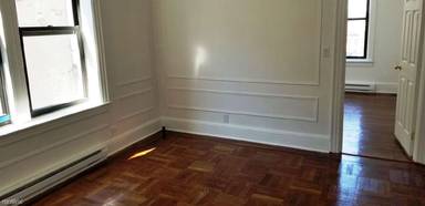 Main picture of 8 Avenue S