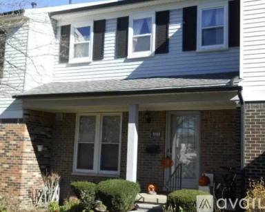 Main picture of 3012 Bolgos Cir