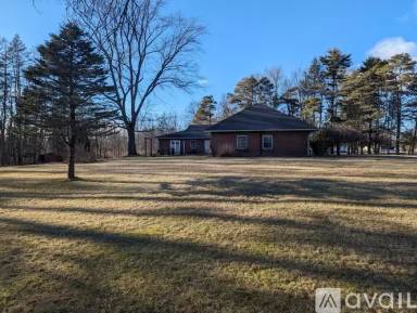 Main picture of 418 Maple Ave