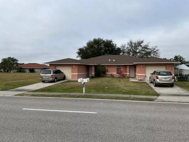 Main picture of 3736 Santa Barbara Blvd