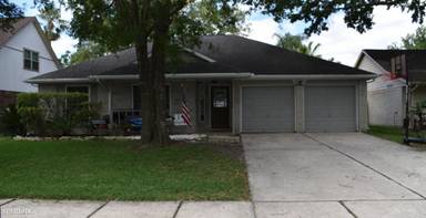 Main picture of 421 Starborrough Dr