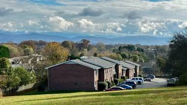 Main picture of 102 Asbury Way