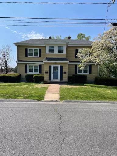 Main picture of 151 Orchard St