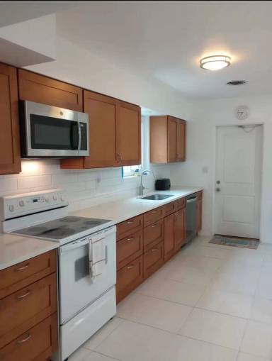 Main picture of 462 Magnolia St