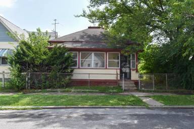 Main picture of 807 Warren Ave