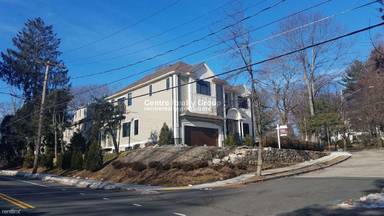 Main picture of 39 Roslyn Rd