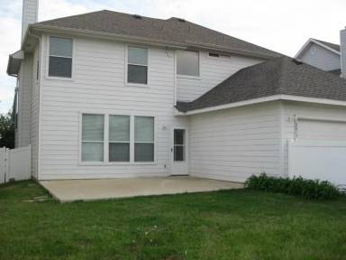 Main picture of 10013 Lakeview Dr