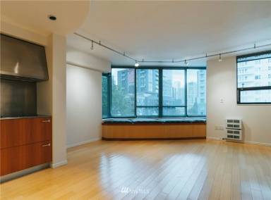 Main picture of Harbour Heights Condominiums