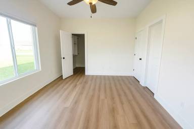 Main picture of 3839 S Bluelake Ct