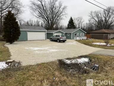 Main picture of 2680 N Cedar Rd
