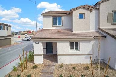 Main picture of 5929 Yee Haw St