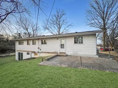 Main picture of 10421 Gardo Ct