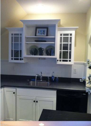 Main picture of 325 Kensington Rd