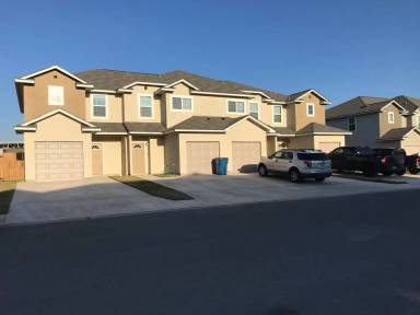 Main picture of 16909 Showdown Path