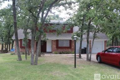 Main picture of 1118 Neal Pickett Dr