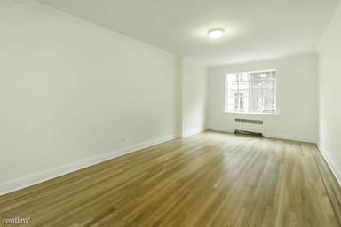 Main picture of 17 E 67th St