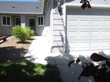 Main picture of 116 Cottonwood Dr