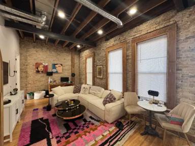 Main picture of 3535 W Armitage Ave