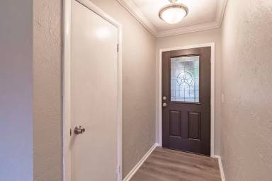 Main picture of 5130 Leland Dr