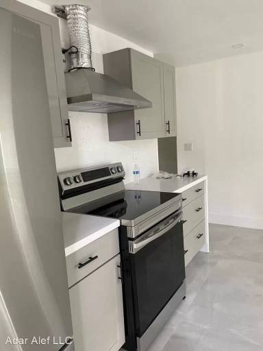 Main picture of 801 NE 2nd St