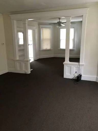Main picture of 39 Bliss St