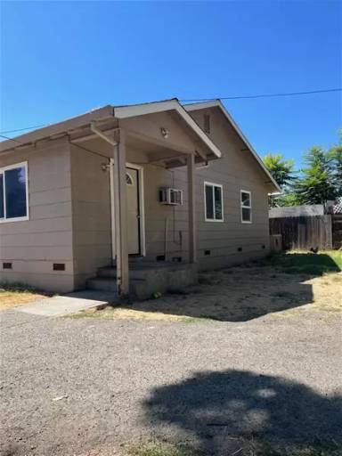Main picture of 793 Almond Ave