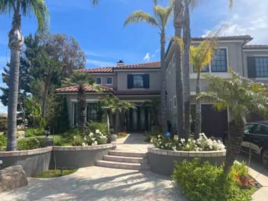 Main picture of 1006 S Sunstream Ln