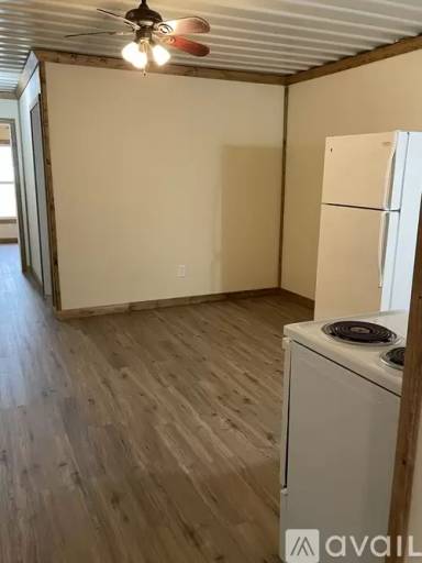 Main picture of 500 Plaza Dr