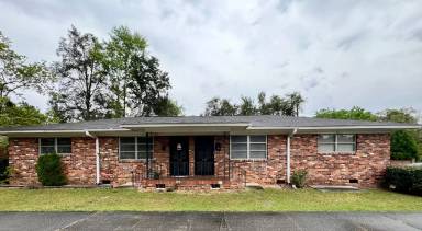 Main picture of Brennen & Devereaux Apartments