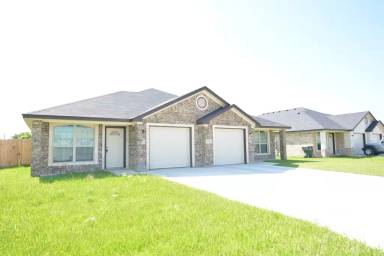 Main picture of 4521 Brutus Ln