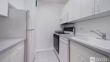 Main picture of 243 E 27th St