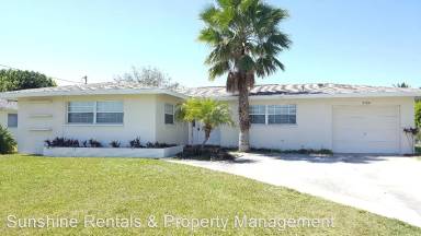 Main picture of 3102 SE 18th Ave
