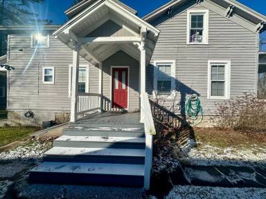 Main picture of 7 N Jefferson St