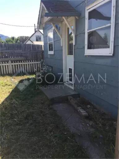 Main picture of 119 S F St