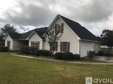 Main picture of 802 King Arthur Dr