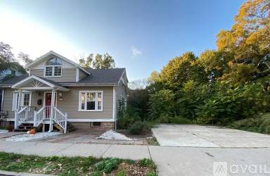 Main picture of 89 New Hanover Ave