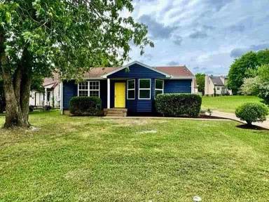 Main picture of 3328 Chesapeake Cir