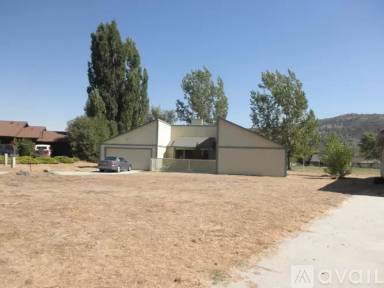 Main picture of 24080 Basin Harbor Ct