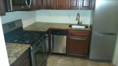 Main picture of 525 Fitzwater St