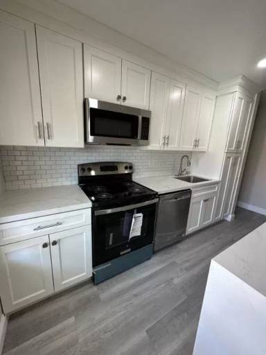 Main picture of 4888 Clayton Rd