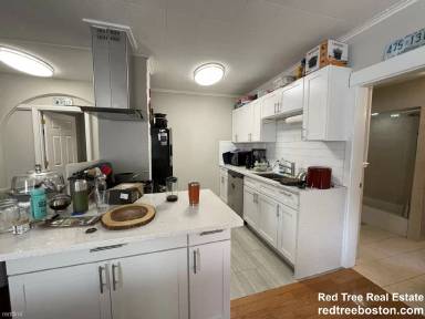 Main picture of 2 Lexington St