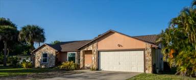 Main picture of 2409 Greenway Dr